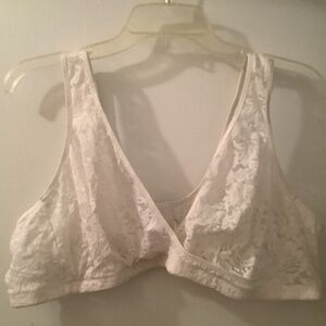 Lacy criss-cross front bra+back hook-eye closures, support shlder straps 50B/C